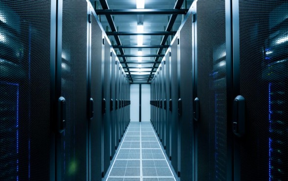 征信黑了怎么贷款，行驶证贷款不看征信能贷吗？