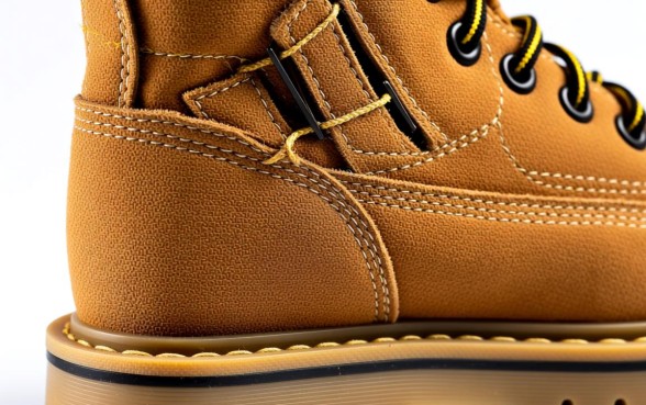 雪地靴上的口子怎么办才不会掉落下来，用什么胶粘最好