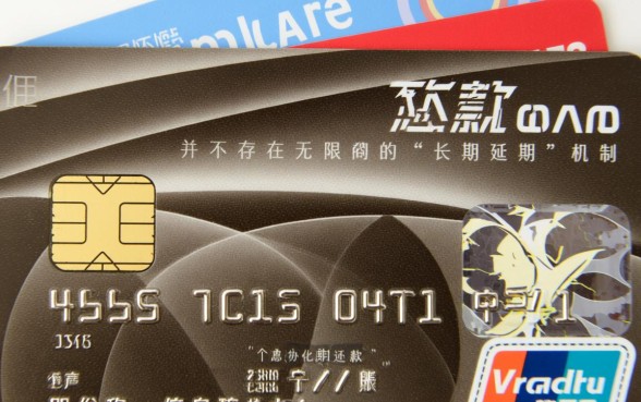 信用卡还不上怎么办，信用卡可以长期延期吗？